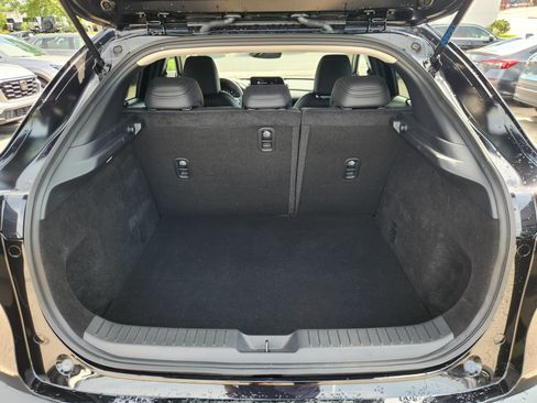 Used 2025 MAZDA CX-30 AWD 2.5 S w/ Preferred Package image 19
