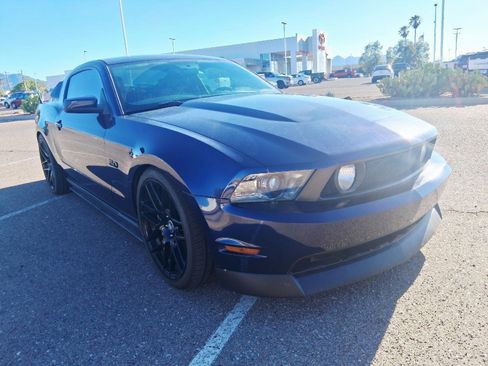 Used 2011 Ford Mustang GT Premium w/ Electronics Pkg RWD image 7