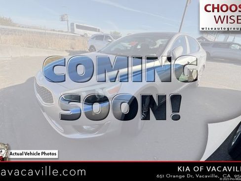 Used 2014 Kia Cadenza Premium w/ Luxury Package FWD image 1