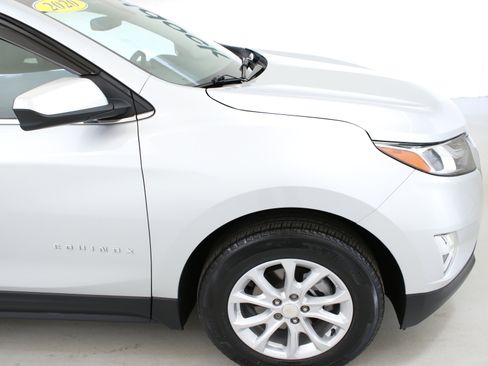 Used 2020 Chevrolet Equinox LT image 10