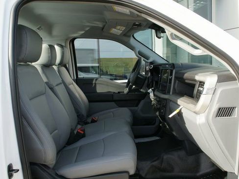New 2026 Ford F250 XL w/ F-250 >10K GVWR Package image 26