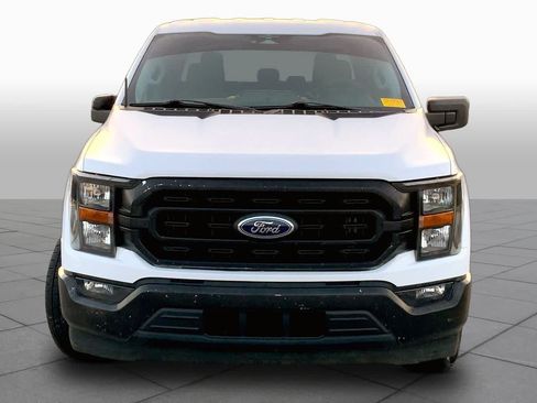 Used 2023 Ford F150 XLT RWD image 4