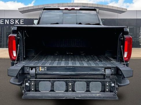 Used 2022 GMC Sierra 2500 Denali w/ Denali Ultimate Package image 27