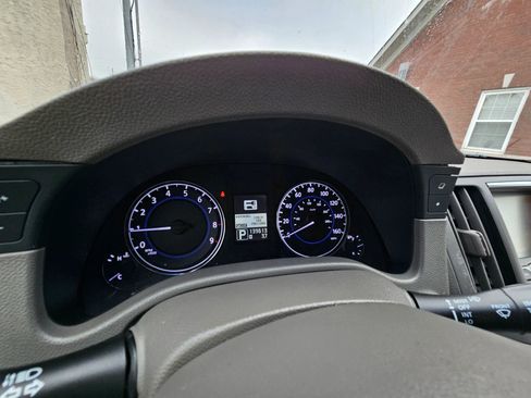 Used 2012 INFINITI G37 G37x Sedan 4D w/ Premium Pkg image 16