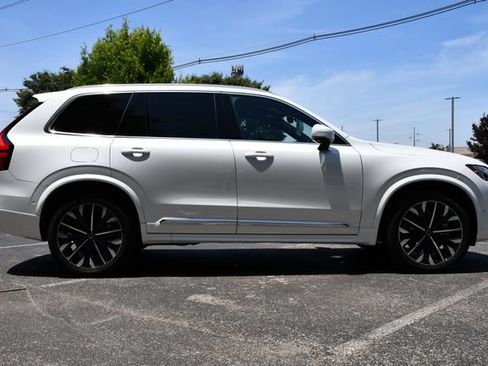 Certified 2026 Volvo XC90 B6 Plus AWD/4WD image 8