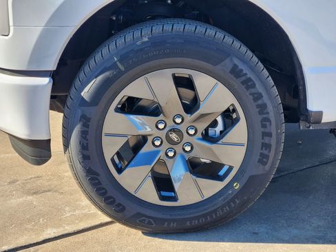 New 2025 Ford F150 Lightning Flash image 8