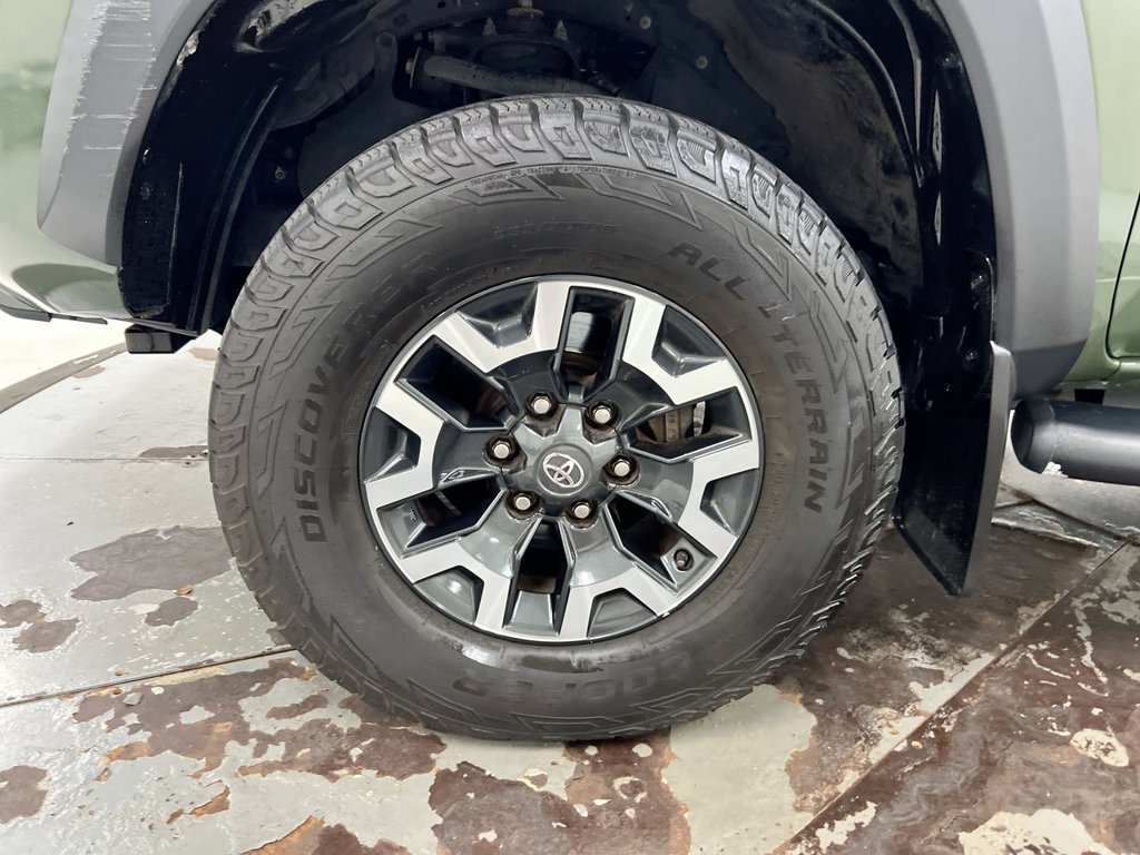 Used 2021 Toyota Tacoma TRD Off-Road AWD/4WD image 26
