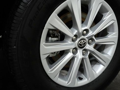 Used 2024 Toyota Grand Highlander XLE image 14