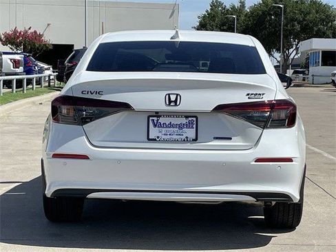 Used 2026 Honda Civic Sport Touring image 5