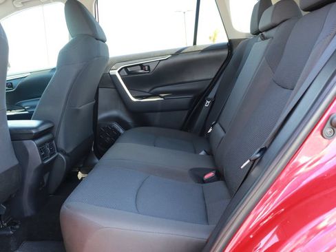 Used 2025 Toyota RAV4 LE AWD/4WD image 14