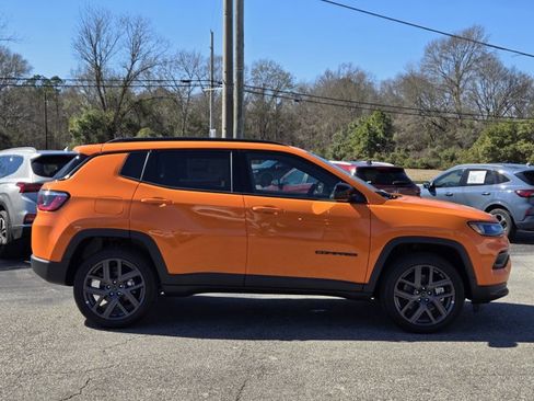 New 2026 Jeep Compass Latitude image 5