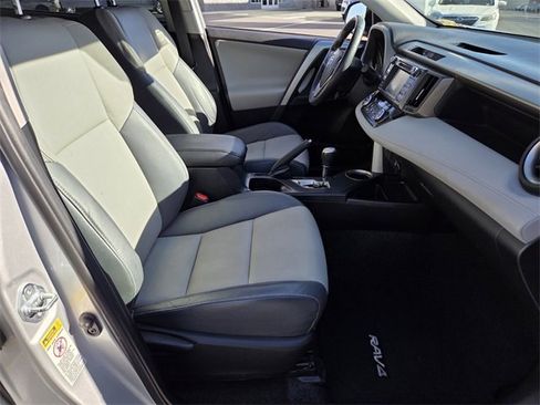 Used 2015 Toyota RAV4 Limited image 15