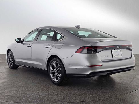 Used 2023 Honda Accord EX image 5