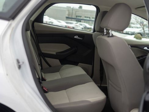 Used 2013 Ford Focus SE image 25