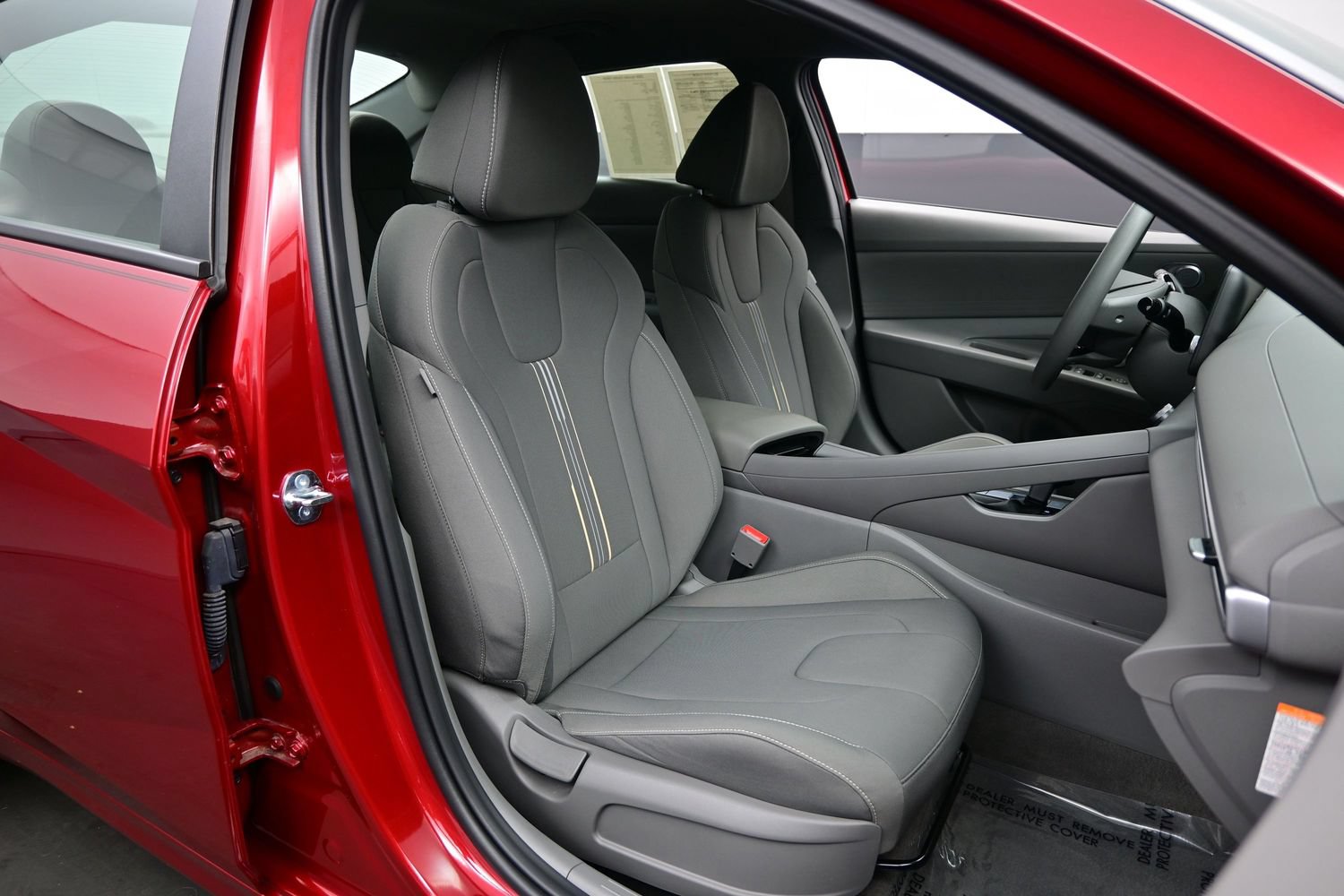 Certified 2026 Hyundai Elantra Hybrid FWD image 13