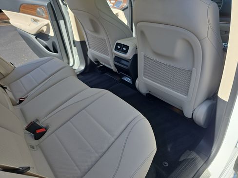 New 2026 Mercedes-Benz GLE 450 4MATIC image 11