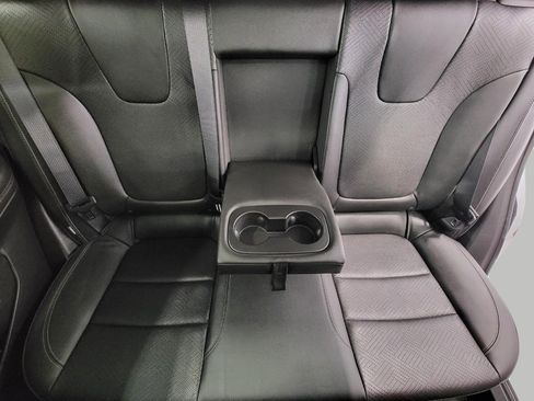 Used 2023 Buick Encore GX Essence w/ Experience Buick Package AWD/4WD image 23