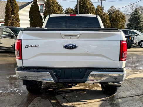 Used 2016 Ford F150 Lariat w/ Equipment Group 501A Mid image 4