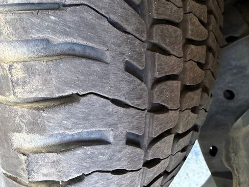 Used 2014 Ford F150 XLT w/ Equipment Group 302A Luxury image 8