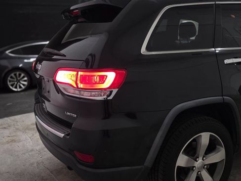 Used 2015 Jeep Grand Cherokee Limited image 9