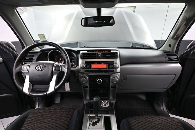 Used 2013 Toyota 4Runner SR5 w/ Convenience Pkg AWD/4WD image 19