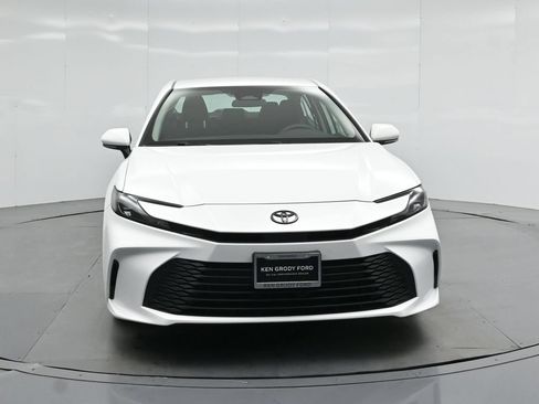 Used 2025 Toyota Camry LE FWD image 47