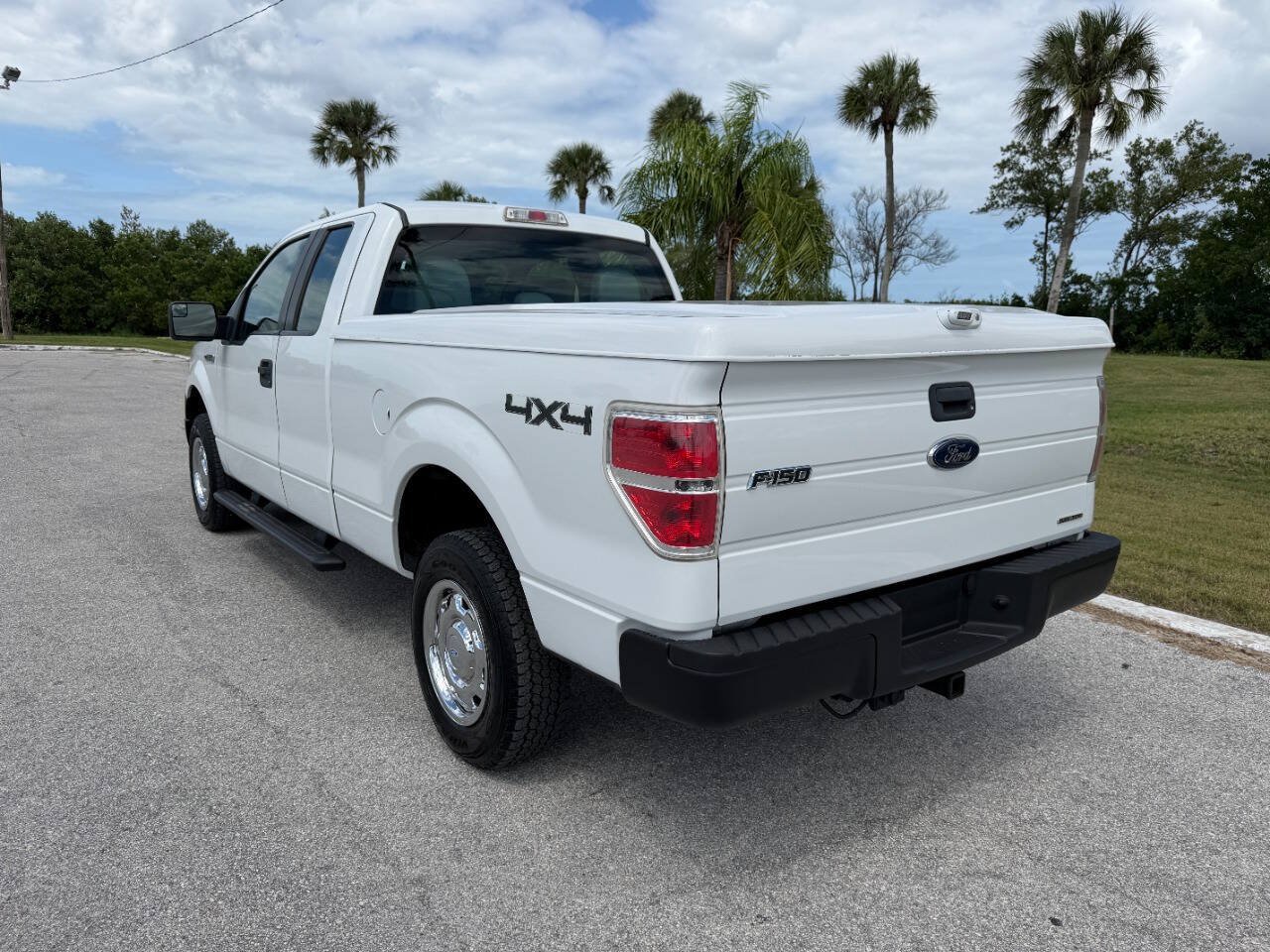 Used 2014 Ford F150 XL w/ Power Equipment Group AWD/4WD image 3
