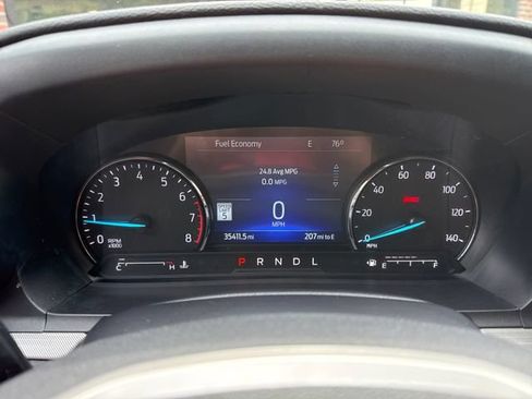 Used 2023 Ford Explorer XLT w/ Equipment Group 202A AWD/4WD image 26