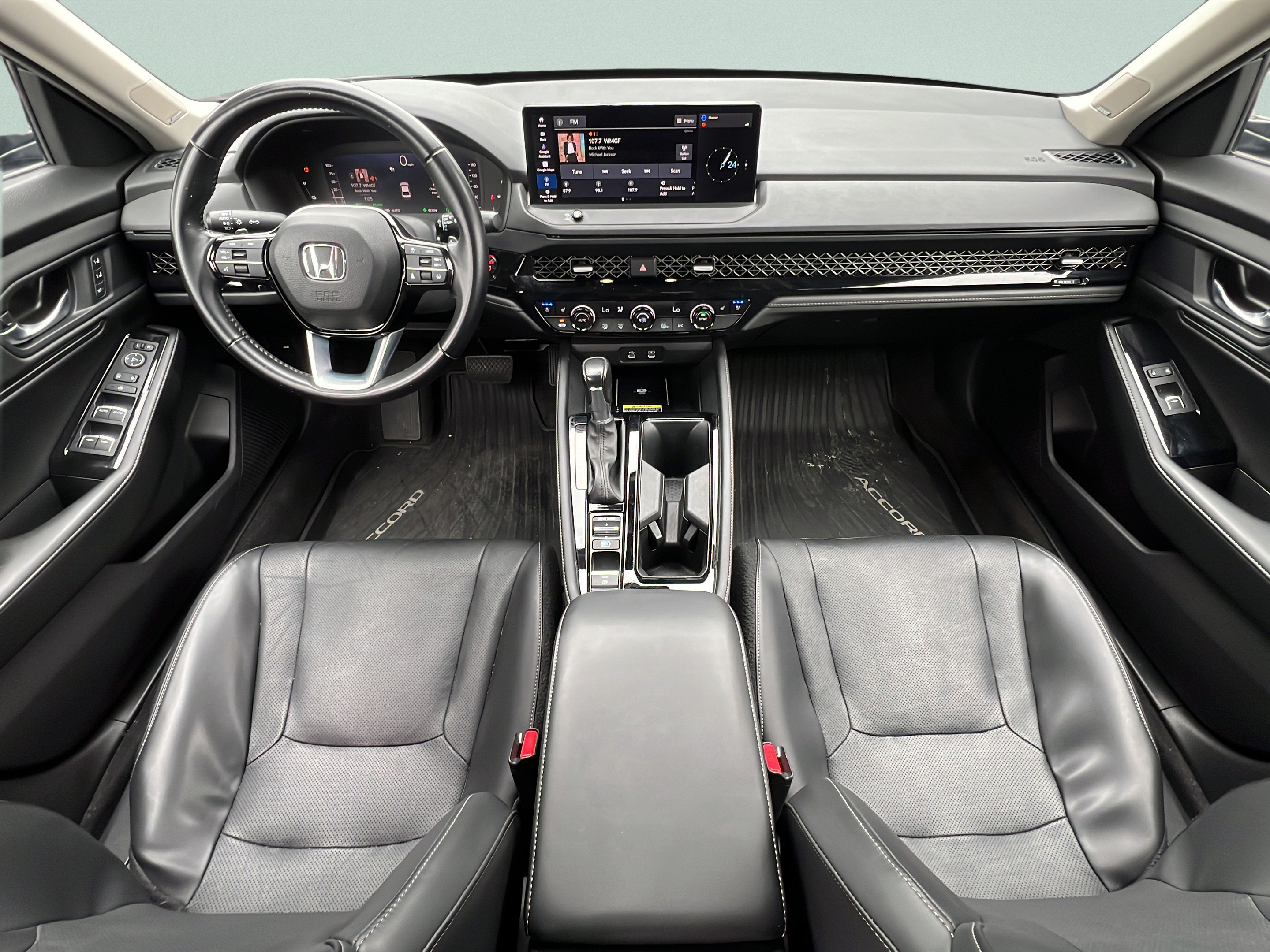 Used 2023 Honda Accord Touring image 10