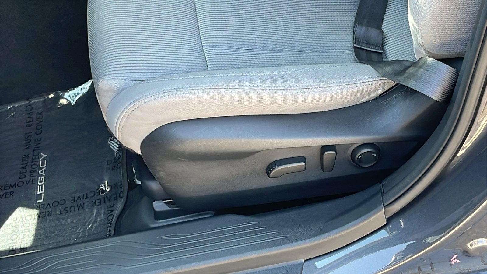 Used 2024 Subaru Legacy Premium AWD/4WD image 11
