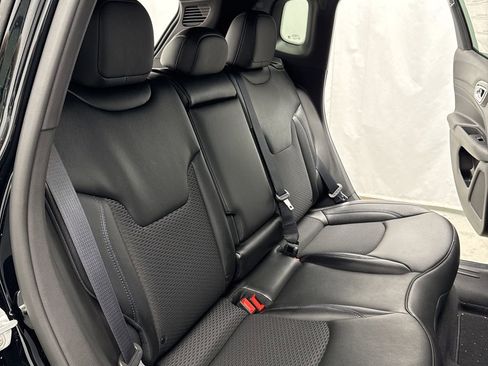 New 2026 Jeep Compass Latitude AWD/4WD image 29