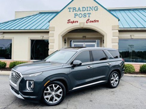 Used 2021 Hyundai Palisade Limited FWD image 3