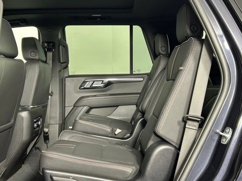 Used 2025 Chevrolet Tahoe RST w/ Comfort Package AWD/4WD image 19