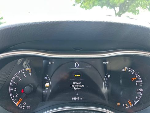 Used 2014 Jeep Grand Cherokee Limited AWD/4WD image 11