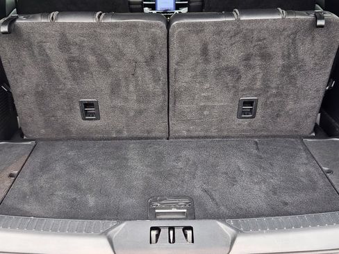 Used 2023 Ford Explorer Limited w/ Limited Technology Package AWD/4WD image 33