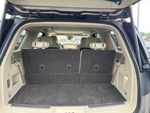 Used 2020 Lincoln Navigator Reserve w/ Luxury Package AWD/4WD image 11