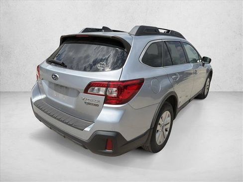 Used 2019 Subaru Outback 2.5i Premium w/ Protection Package #1 AWD/4WD image 5
