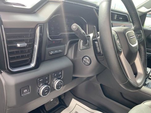 Used 2024 GMC Sierra 1500 Denali w/ Technology Package image 12