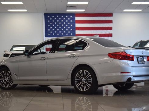 Used 2018 BMW 530i xDrive AWD/4WD image 14