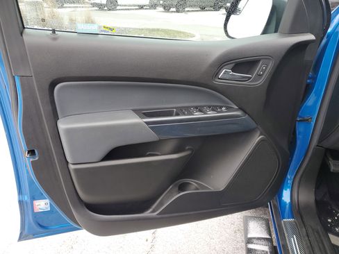 Used 2021 Chevrolet Colorado Z71 w/ Safety Package image 16