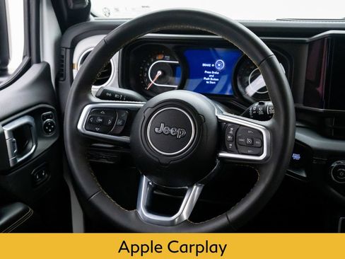 Used 2024 Jeep Wrangler Sahara image 10