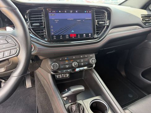 Used 2024 Dodge Durango GT RWD image 19