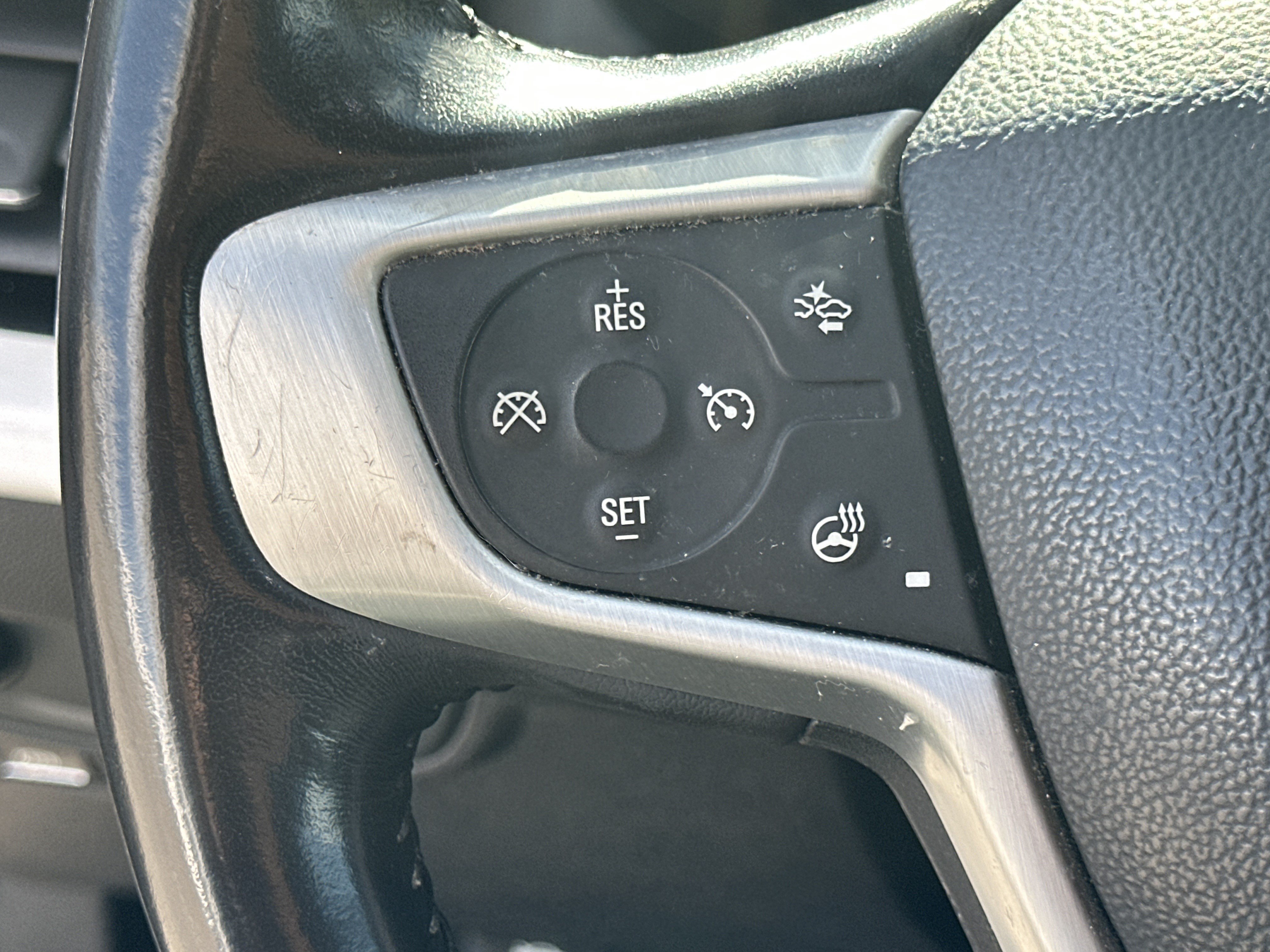 Used 2020 GMC Terrain SLT w/ Preferred Package FWD image 24