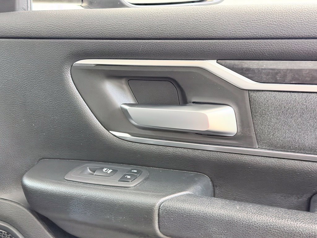 Used 2019 RAM 1500 Big Horn AWD/4WD image 36