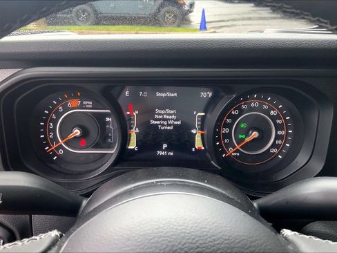 Certified 2025 Jeep Wrangler Sport AWD/4WD image 21