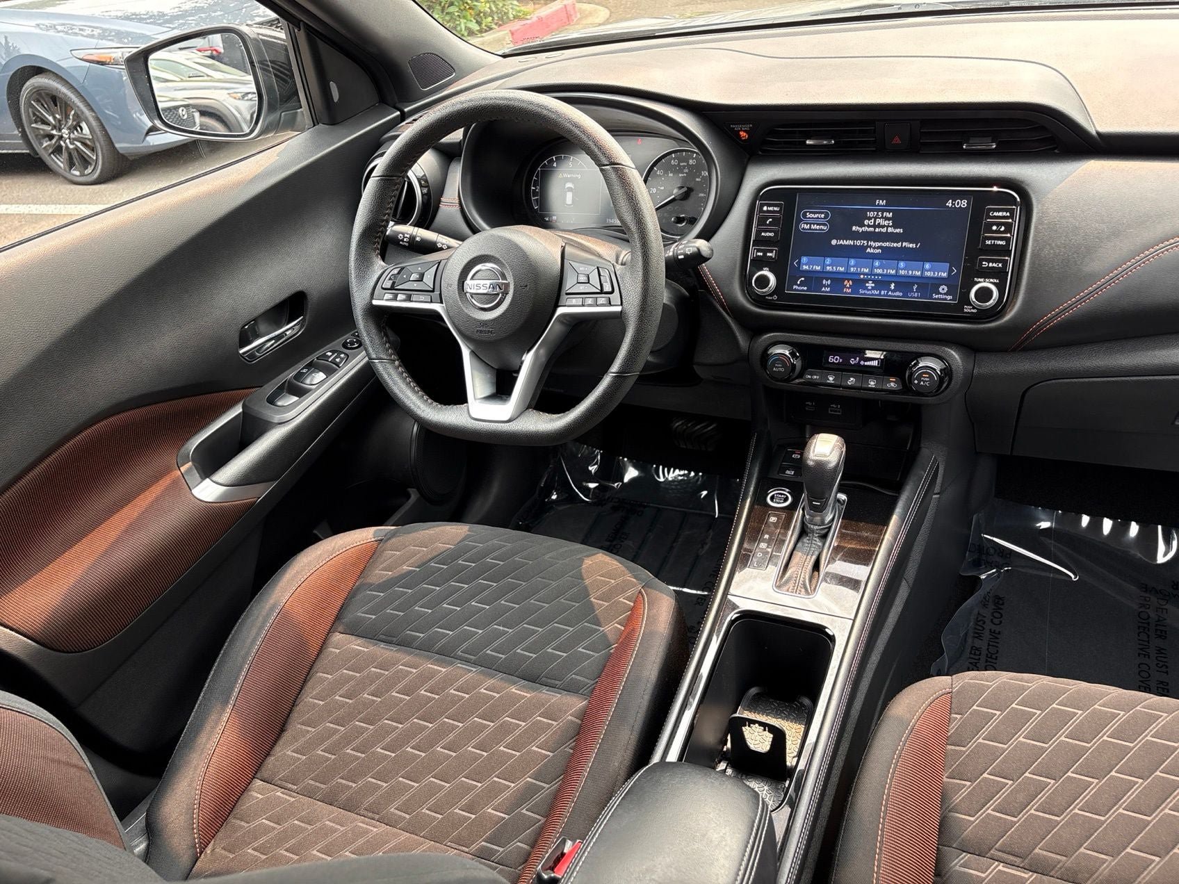 Used 2021 Nissan Kicks SR w/ Exterior Package FWD image 18