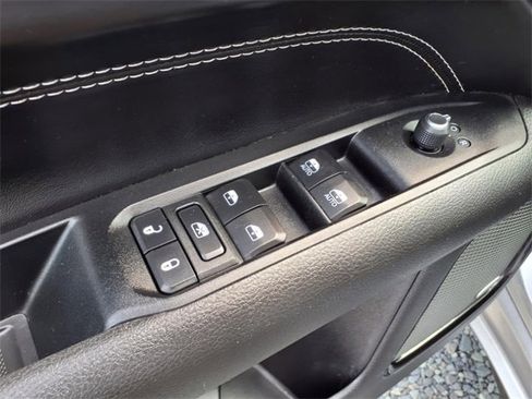 Used 2022 Jeep Compass High Altitude image 14