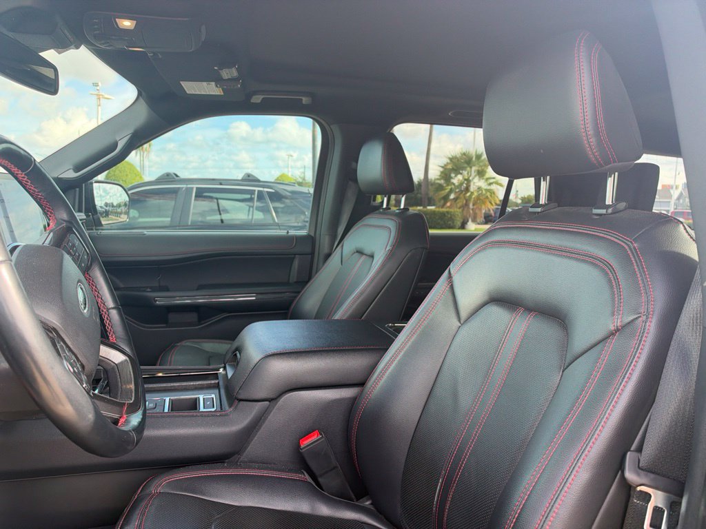Used 2023 Ford Expedition Max Limited RWD image 6