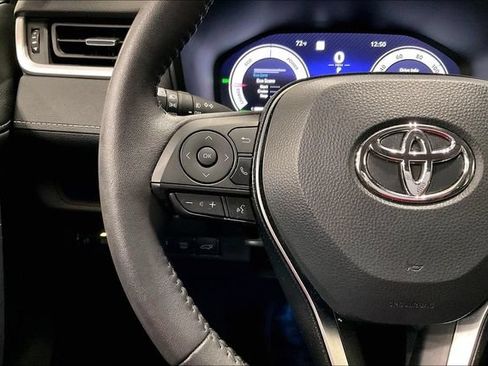 Used 2025 Toyota RAV4 Limited w/ Weather Package AWD/4WD image 18