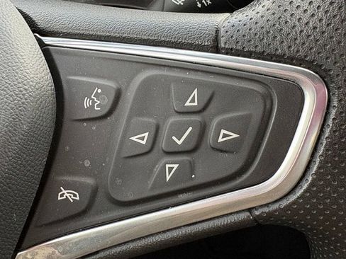 Used 2023 Chevrolet Malibu LT FWD image 23
